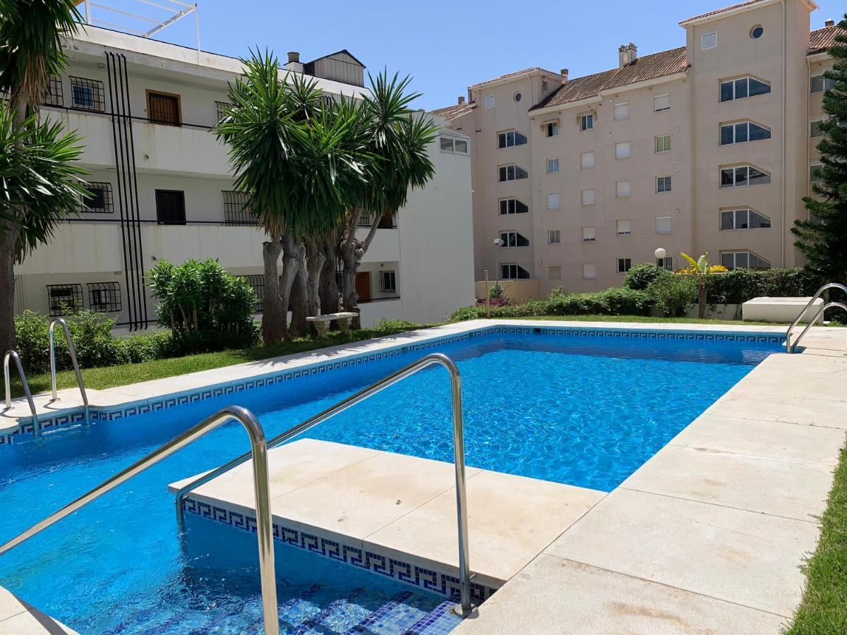 Tulipanes - Parking Privado Apartment